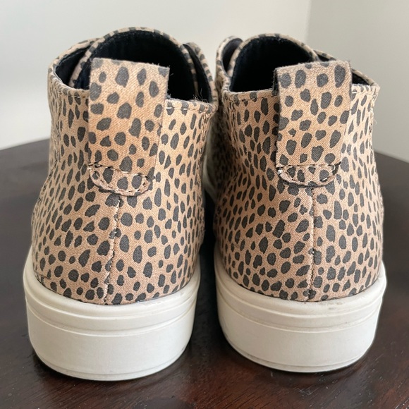 Universal Threads Pull on Hightop W-5 - Picture 7 of 11